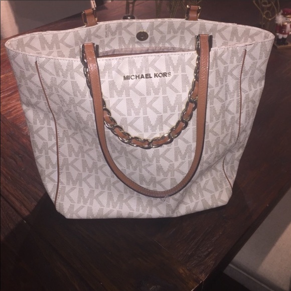 Michael Kors Bag - Picture 1 of 4